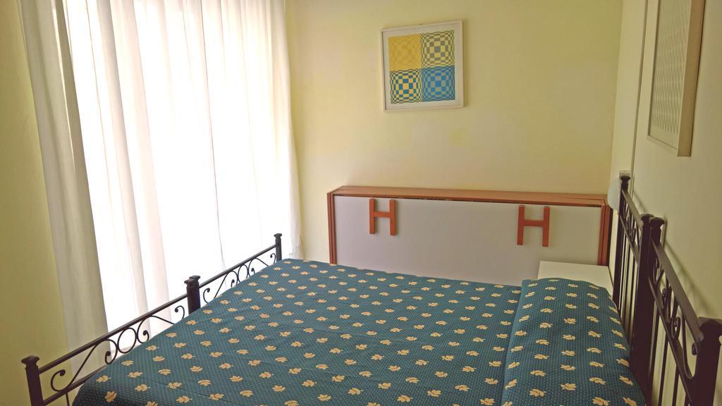 פולוניקה Albergo Golfo מראה חיצוני תמונה