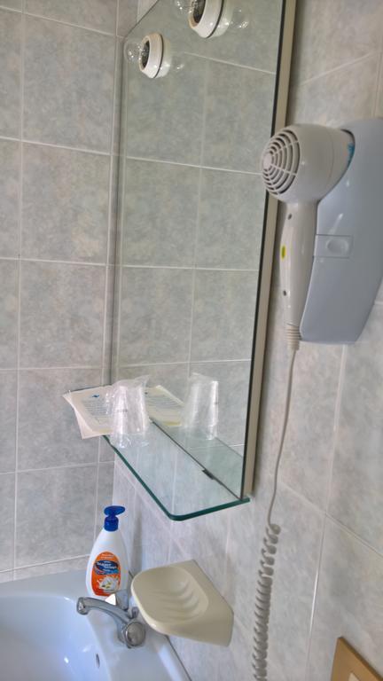 פולוניקה Albergo Golfo מראה חיצוני תמונה